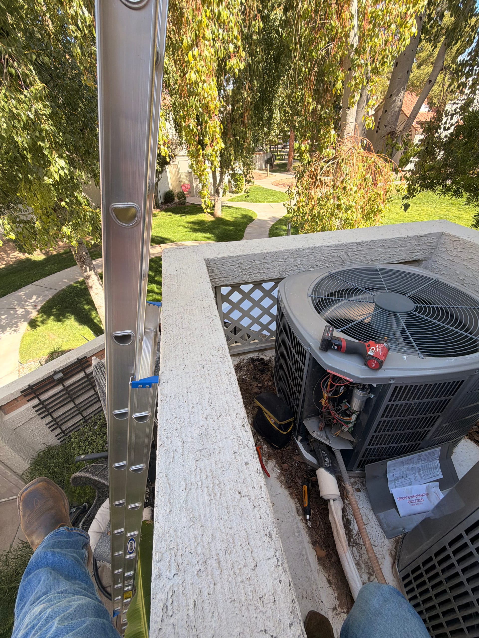 Trabajo de Goat Cooling & Heating en el East Valley